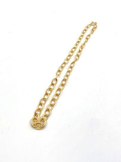 null NECKLACE articulated in yellow gold 750 thousandths, the links of oval form...