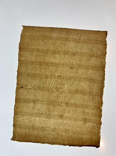 null PAPIERS ANCIENS ET FILIGRANES 					
Important ensemble de papiers anciens. Cet...