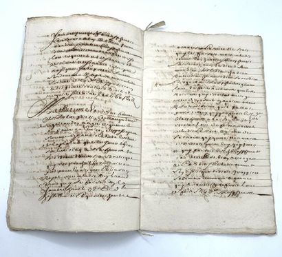 null ARCHIVES XVIIth
Set of 25 documents dated from 1608 to 1695, on parchment and...