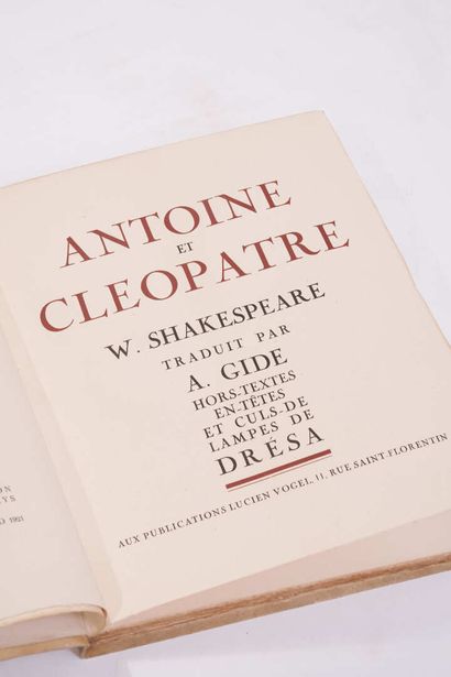null William SHAKESPEARE. Antony and Cleopatra. Paris, Lucien Vogel, 1921. Small...
