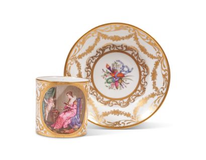 null Sevres
Lithium cup and its saucer in hard porcelain of the third size with polychrome...