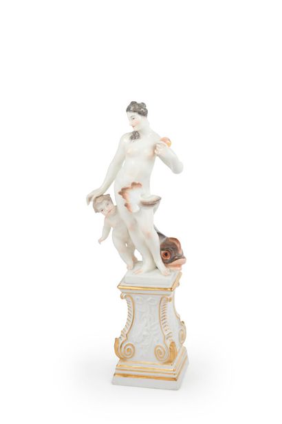Meissen
Porcelain group representing a figure...