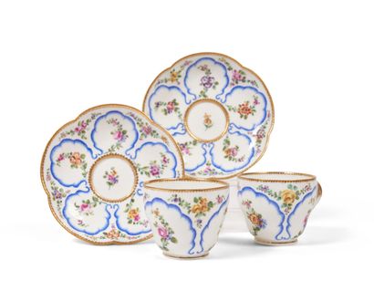 null Vincennes-Sèvres
Two Hébert cups and their saucer in soft porcelain of the first...