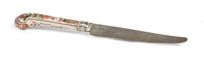 Italy, Doccia
Knife with porcelain handle...