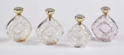 null CRISTAL LALIQUE

Suite de quatre flacons de parfum modèle « Le Baiser », 1999...