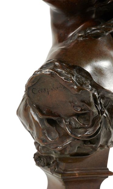null Jean-Baptiste Carpeaux (1827-1875)

Bacchante aux roses n°2

Bronze à patine...