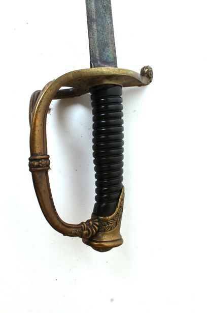 null Infantry SABRE, horn handle with filigree. Brass frame with foliage decoration,...