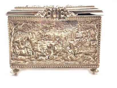 null Small rectangular box quadripod silver plated metal decorated in repoussé of...