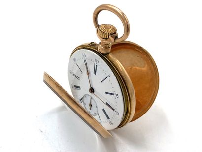 null POCKET WATCH in yellow gold 750 thousandths, the monogrammed bottom, white enamelled...