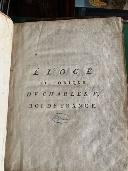 null Set of four antique books including : 
- History of France
- History of Louis...