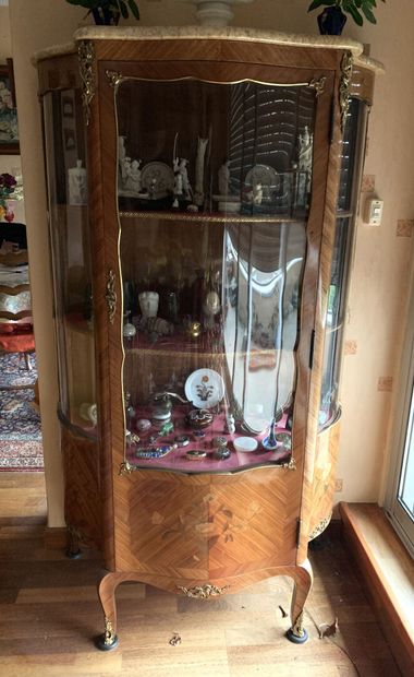 null Wooden display case, wood veneer and flower marquetry, opening to a glass door...