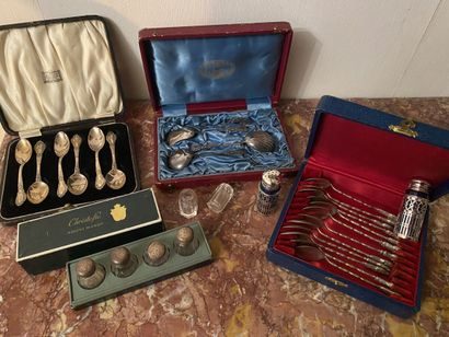 null Set in silver plated metal including 
a set of saltcellars, some Christofle
a...