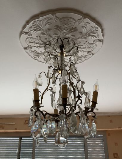 null Cage chandelier with six arms of lights decorated with crystal pendants. 
H....