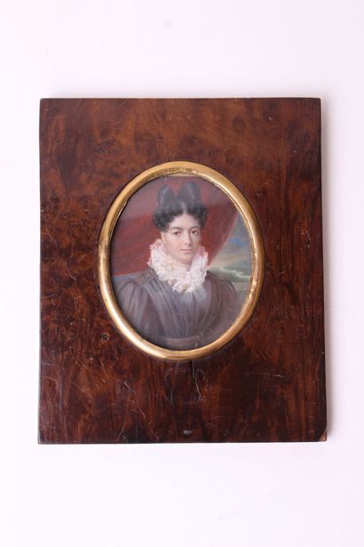 null Ecole française vers 1830 
« Portrait de jeune femme en robe grise à col en...