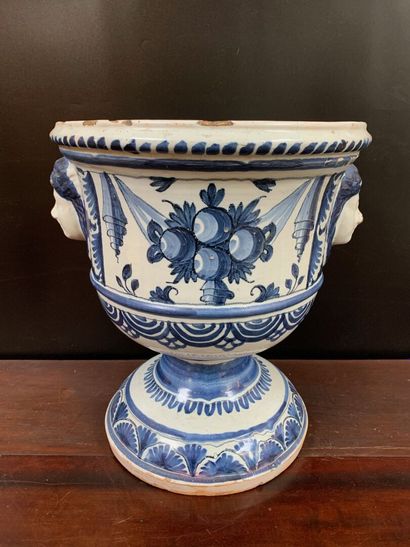 null NEVERS 
Pot on pedestal with mascarons in earthenware with decoration in blue...