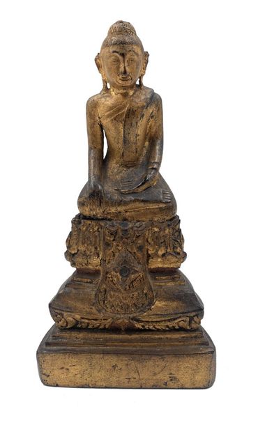 null Birmanie, XIXe siècle 
Bouddha assis en padmasana, la main droite en bhumisparsa...