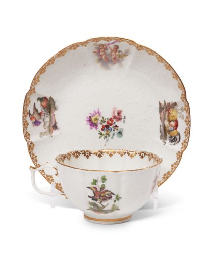 MEISSEN
Tea cup and its saucer in porcelain...