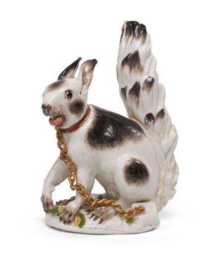 MEISSEN
Statuette of a squirrel in porcelain,...