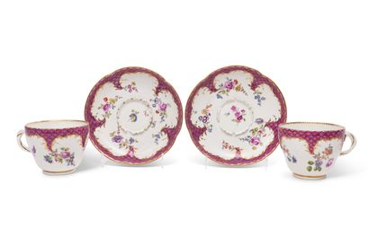 MEISSEN
Pair of porcelain cups and their...