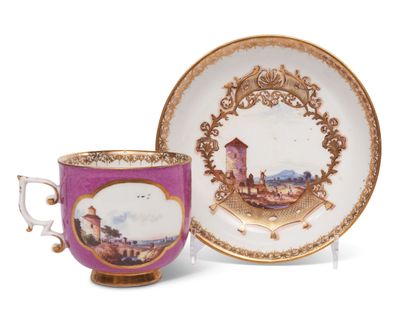 null MEISSEN
Cup and its saucer with polychrome decoration of scenes of port animated...
