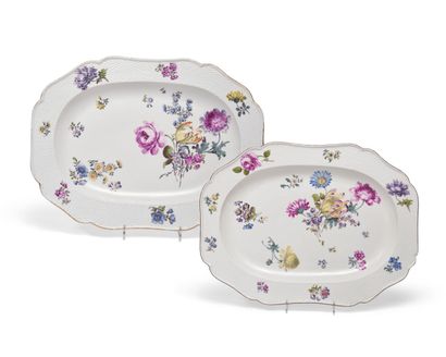 null MEISSEN
Two rectangular dishes in porcelain with edge
with wickerwork motifs...