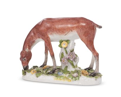 null MEISSEN
Porcelain statuette representing a deer on an oval terrace
oval terrace...