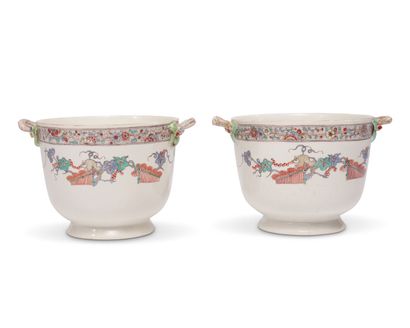 CHANTILLY
Pair of soft porcelain glass buckets...