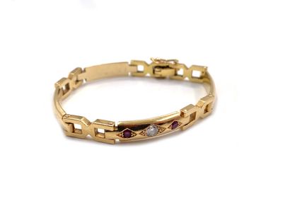 null Bracelet articulé en or jaune 750 millièmes, les maillons allongés, celui du...