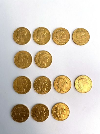 null FRANCE 
Treize pièces de vingt Francs or, 1911, 1912, 1913, 1914. 
Poids : 84...