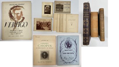 null Set of bound and stapled works including: 
- Sacha GUITRY, Le comédien, Raoul...