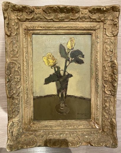 null Edward MOLYNEUX (1891-1974)
Verre aux roses jaunes
Huile sur toile, signée et...