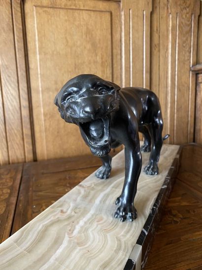 null School of the XXth century 
Panther walking with its mouth open
Proof in bronze...