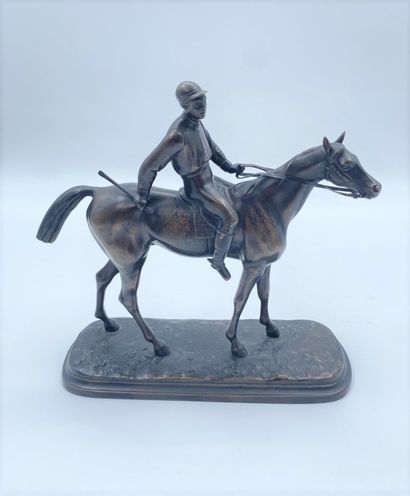 null School of the XXth century 
The jockey 
Sculpture in bronze with brown patina,...