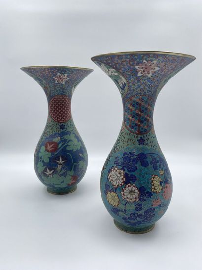 null JAPAN
Pair of copper and cloisonné enamel tulip-necked baluster vases decorated...