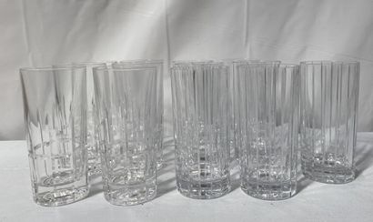 null GLASS SET including vases, carafes, boxes, stoppers in engraved glass and crystal....