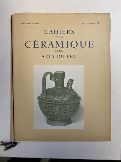 null CAHIERS DE LA CERAMIQUE, du VERRE et des ARTS DU FEU. 
Quarterly magazine, Volumes...