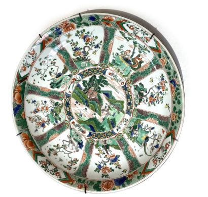 null China, kind of
A round porcelain dish with polychrome decoration in green family...
