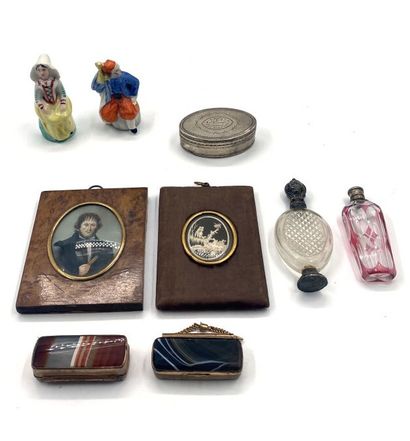 null Set of display items including: 
- Two miniatures, one featuring a portrait...