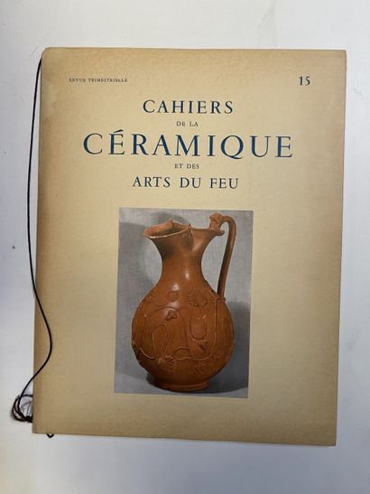 null CAHIERS DE LA CERAMIQUE, du VERRE et des ARTS DU FEU. 
Revue trimestrielle,...
