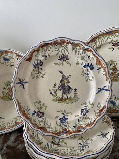 null LONGCHAMPS, Décor by CALLOT
Part of an enameled earthenware dinner service decorated...