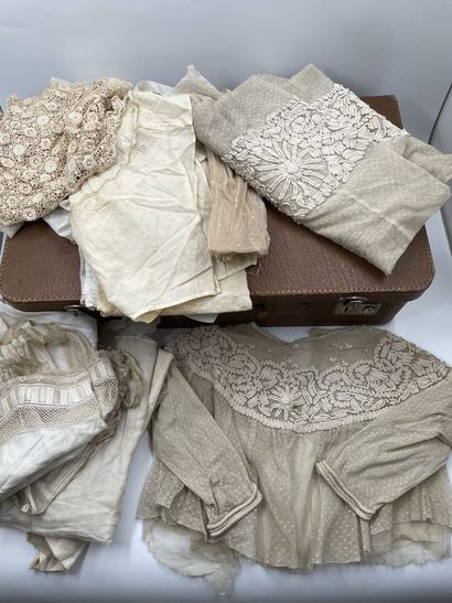 null ANCIENT HOUSE LINEN including clothing, lace and numerous bonnets for children...