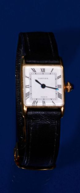 null CARTIER Paris
TANK ARRONDIE. PM.
70'S
Bracelet watch in 18K (750 thousandths)...