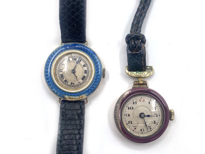 null Ladies' wristwatch, round watch in 750 thousandths yellow gold, enameled dial.
Mechanical...