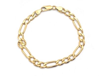 null Articulated bracelet in 750 thousandths yellow gold, openwork links. 
(Worn)
Length:...