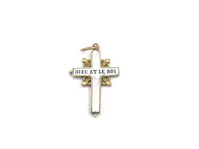 null Cross pendant in yellow gold 750 thousandths, the center enameled white and...