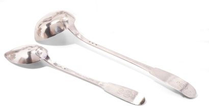 null One ladle and one stew spoon in silver 950 thousandths monogrammed uniplat model.
PROVINCE,...