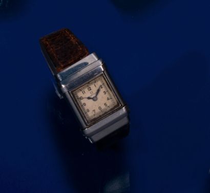 null OMEGA
MARINE. REF. CK 679.
MID-1930S
Steel bracelet watch on leather from the...