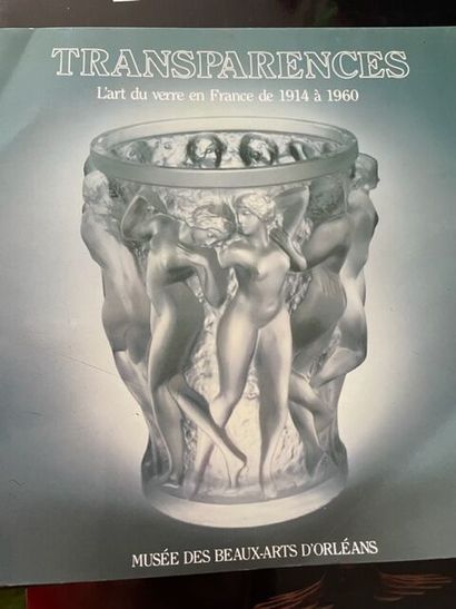 null TRANSPARENCES.
L'ART DU VERRE EN FRANCE DE 1914 A 1960.
Musée des Beaux-arts...