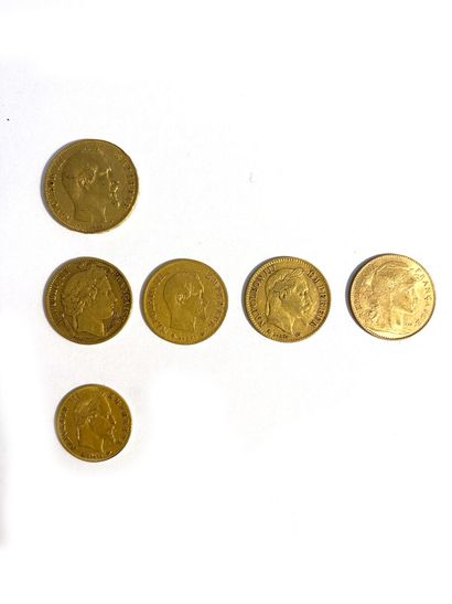 null France, 4 coins of 10 francs gold of 1851, 1860, 1868 (12,7 g); 1 coin of 5...