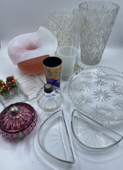 null Important set of glassware including vases, cups, ashtrays, carafes, stemware,...